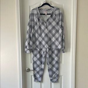 Victoria Pajamas set Gray plaid
